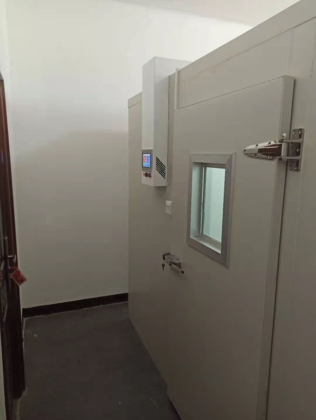 步入式恒温恒湿房